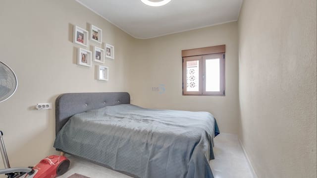 2 soveværelse Lejlighed til salg i Torrevieja med swimmingpool - € 179.995 (Ref: 9739287)