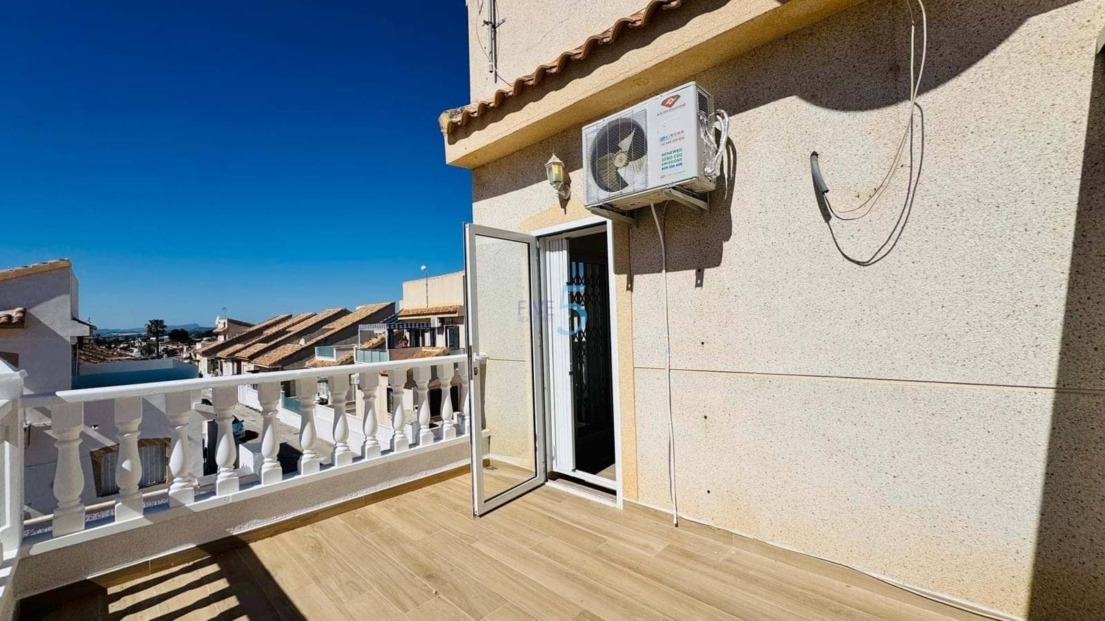 3 chambre Villa/Maison à vendre à Ciudad Quesada avec piscine garage - 260 000 € (Ref: 9740113)
