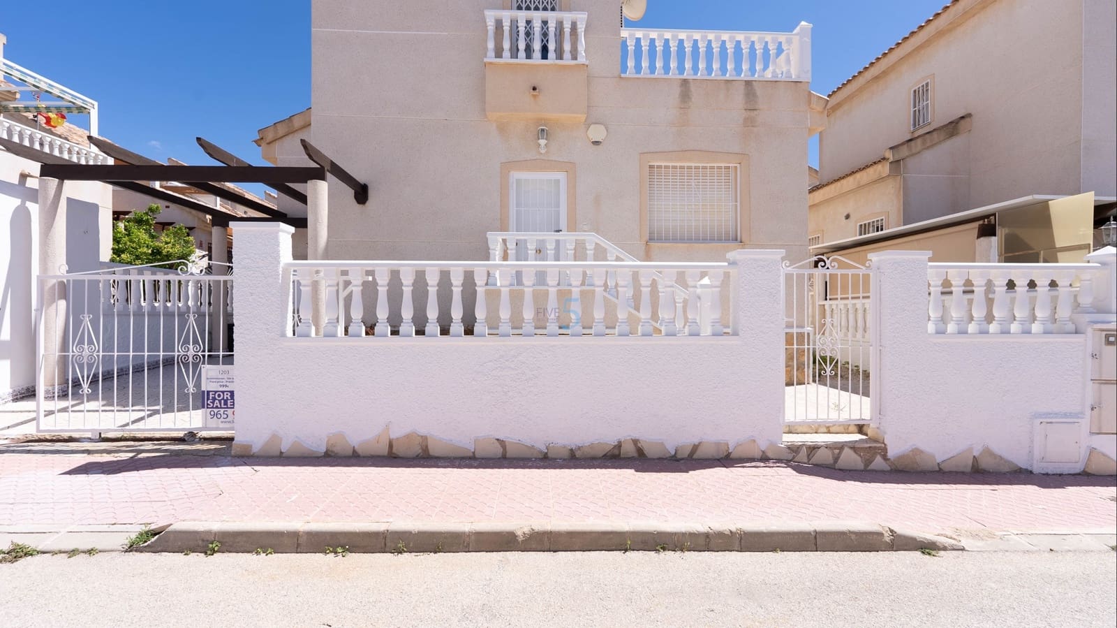 3 camera da letto Villa in vendita in Ciudad Quesada con piscina garage - 239.000 € (Rif: 9740113)