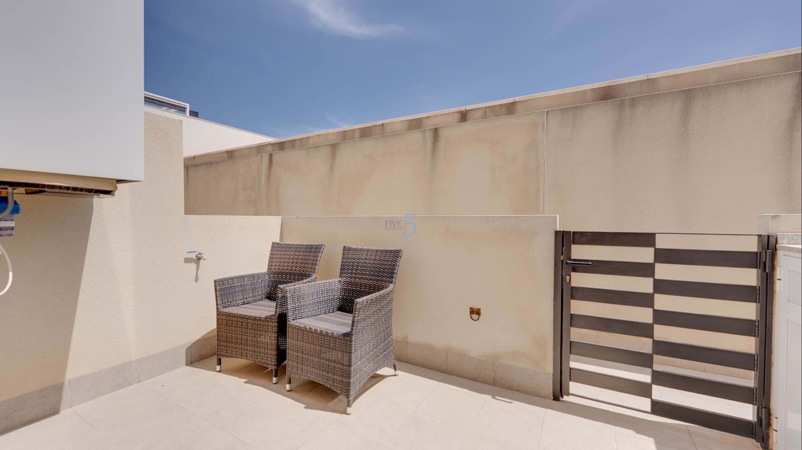 3 bedroom Townhouse for sale in Lo Pagan with pool garage - € 240,000 (Ref: 9740114)