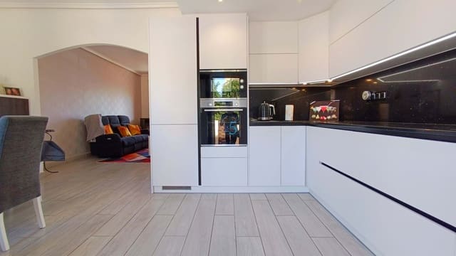 2 sypialnia Dom na sprzedaż w Ciudad Quesada, Rojales z basenem garażem - 219 995 € (Ref: 9740225)