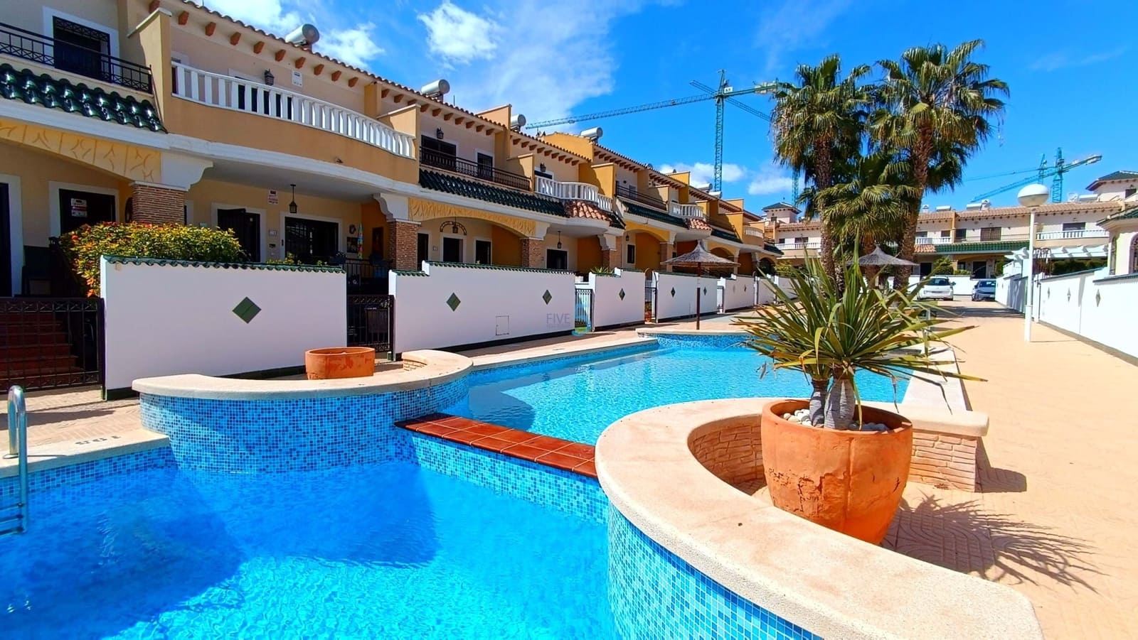 2 sypialnia Dom na sprzedaż w Ciudad Quesada z basenem garażem - 219 995 € (Ref: 9740225)