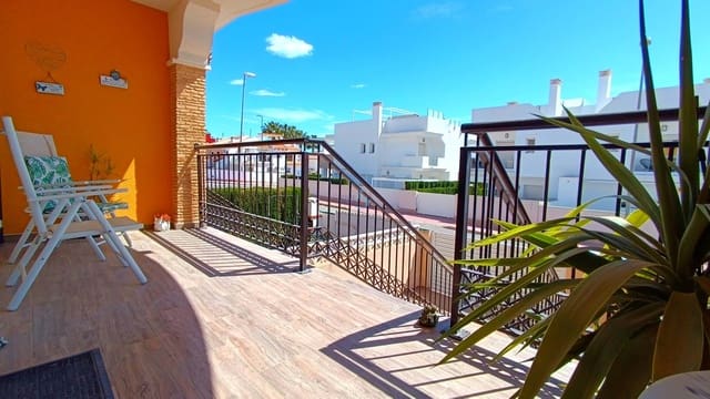 2 sypialnia Dom na sprzedaż w Ciudad Quesada, Rojales z basenem garażem - 219 995 € (Ref: 9740225)