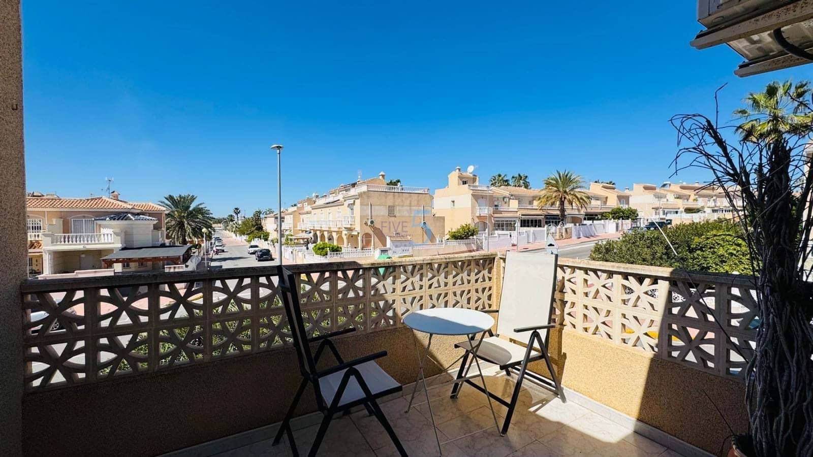 2 sypialnia Dom na sprzedaż w Ciudad Quesada z basenem garażem - 260 000 € (Ref: 9743053)