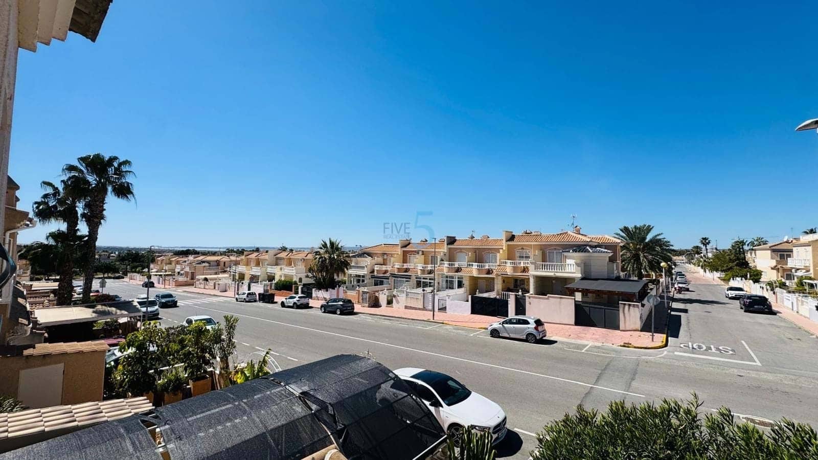 2 sypialnia Dom na sprzedaż w Ciudad Quesada z basenem garażem - 260 000 € (Ref: 9743053)