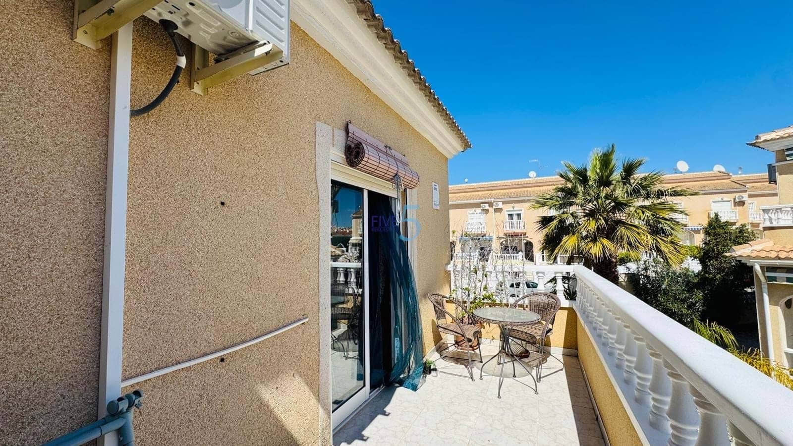 2 sypialnia Dom na sprzedaż w Ciudad Quesada z basenem garażem - 260 000 € (Ref: 9743053)