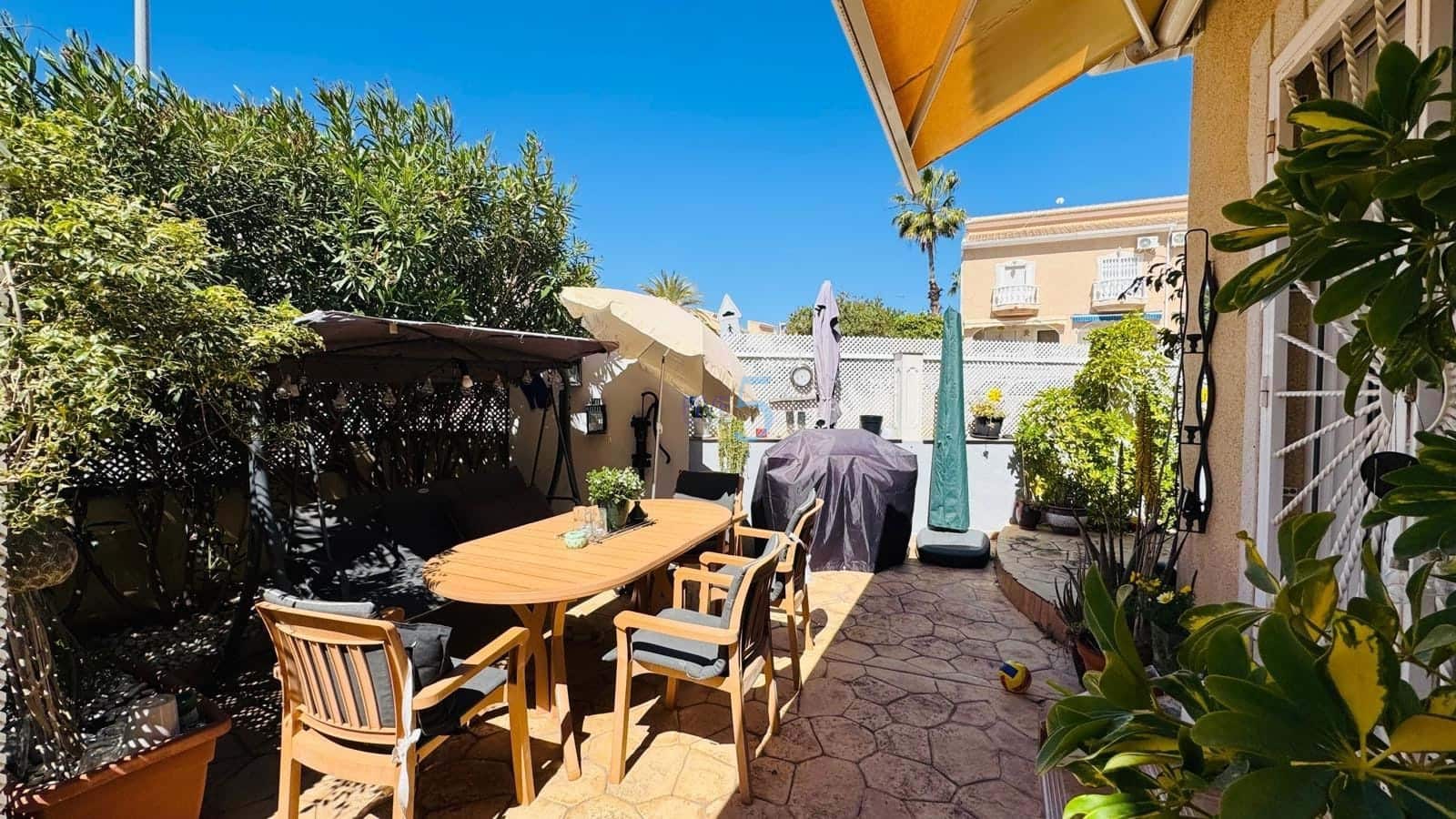 2 sypialnia Dom na sprzedaż w Ciudad Quesada z basenem garażem - 260 000 € (Ref: 9743053)