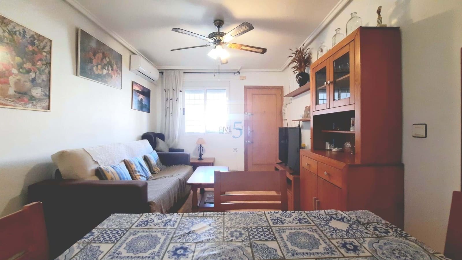 2 soverom Leilighet til salgs i Torrevieja med svømmebasseng garasje - € 158 000 (Ref: 9743160)