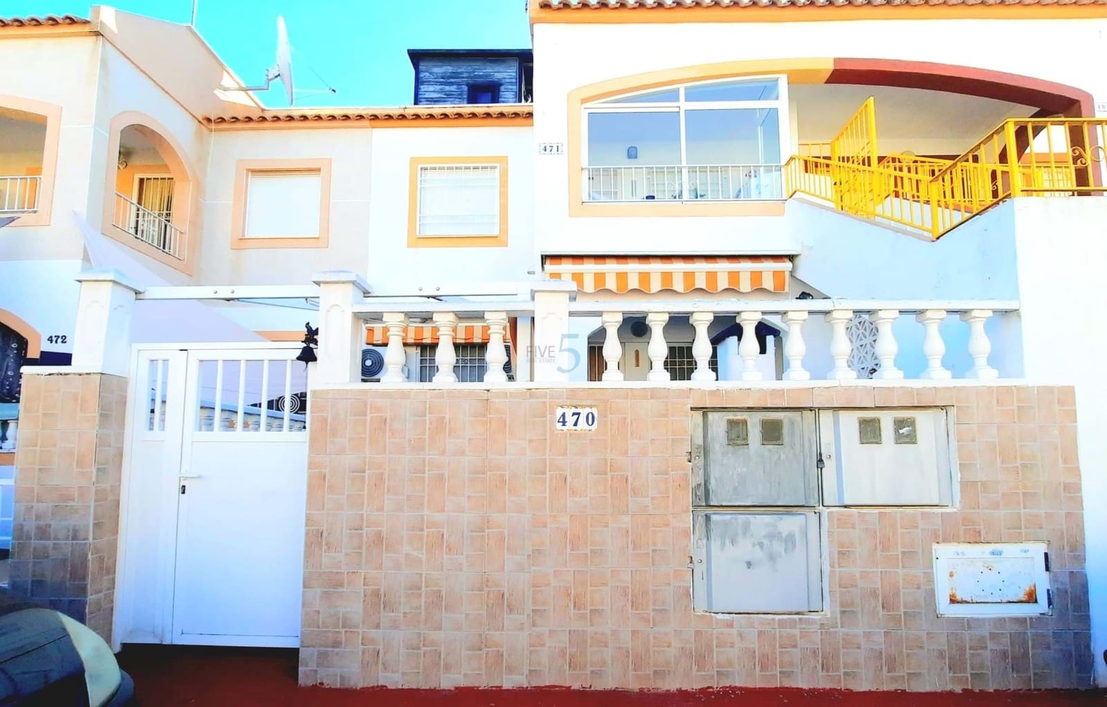 2 soverom Leilighet til salgs i Torrevieja med svømmebasseng garasje - € 158 000 (Ref: 9743160)
