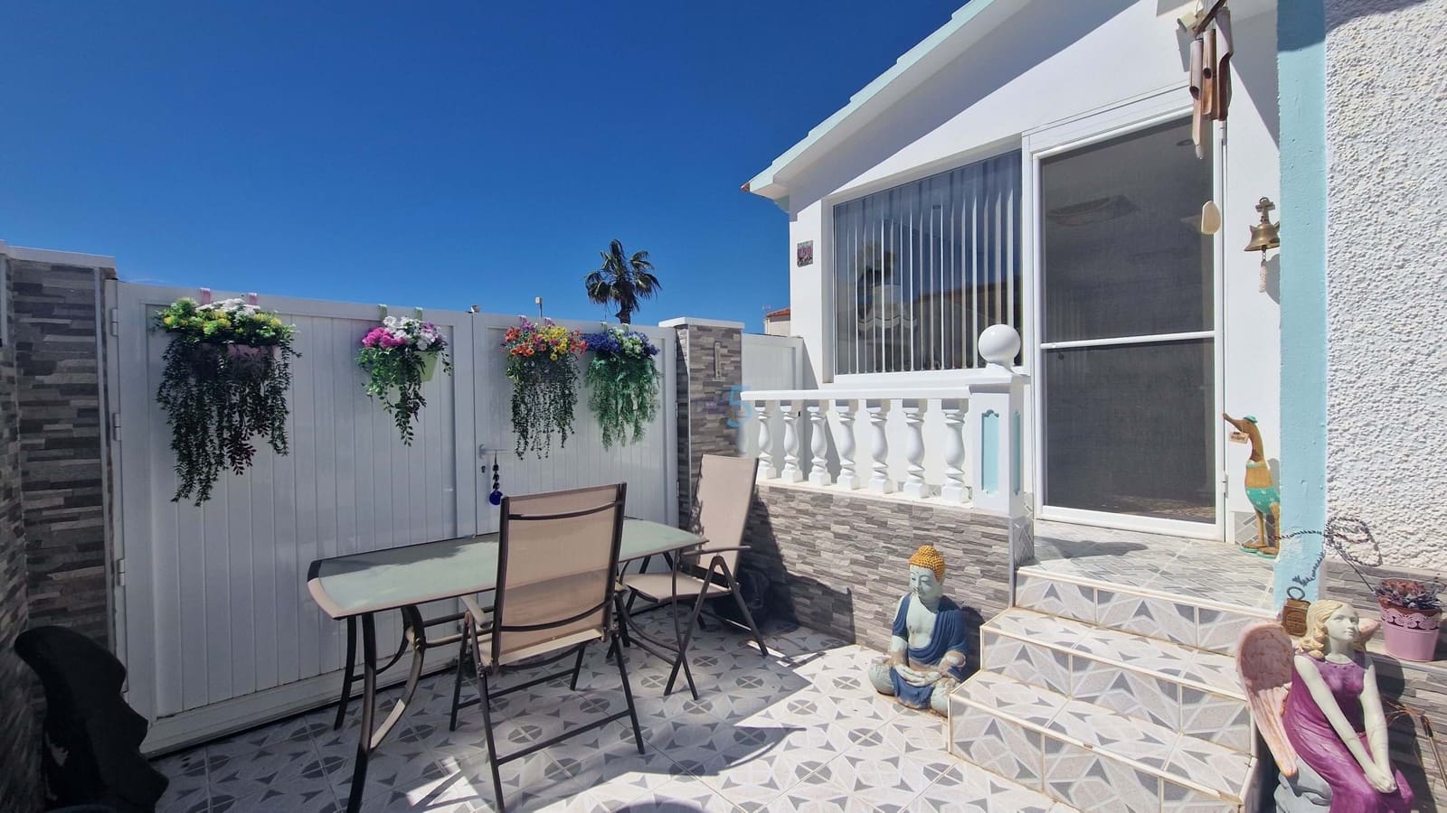 Bungalow de 2 habitaciones en Los Narejos en venta con piscina - 245.000 € (Ref: 9744313)