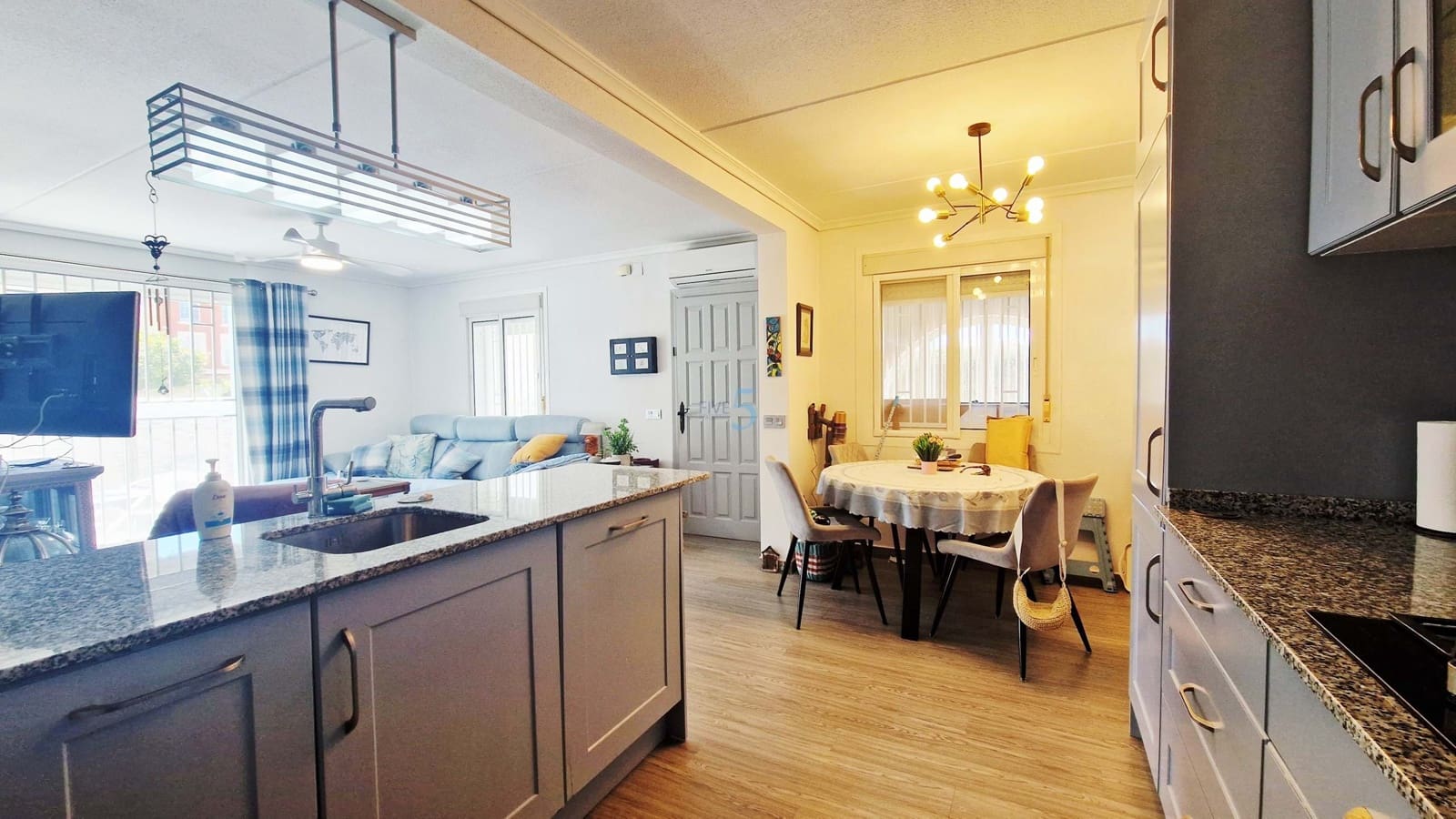 Bungalow de 2 habitaciones en Los Narejos en venta con piscina - 245.000 € (Ref: 9744313)