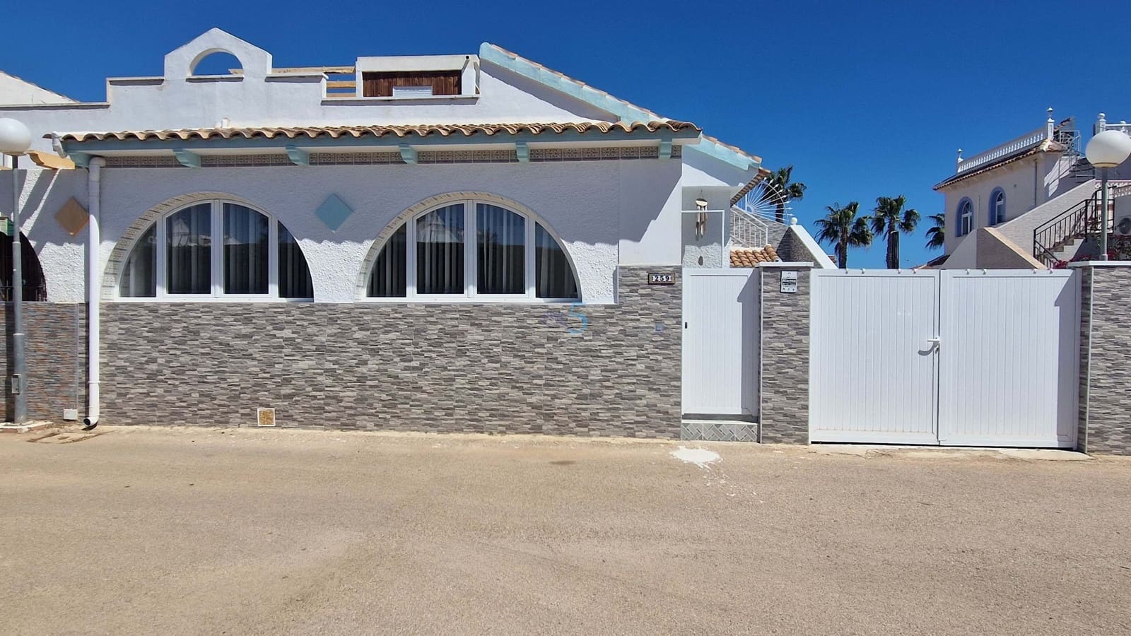 Bungalow de 2 habitaciones en Los Narejos en venta con piscina - 245.000 € (Ref: 9744313)