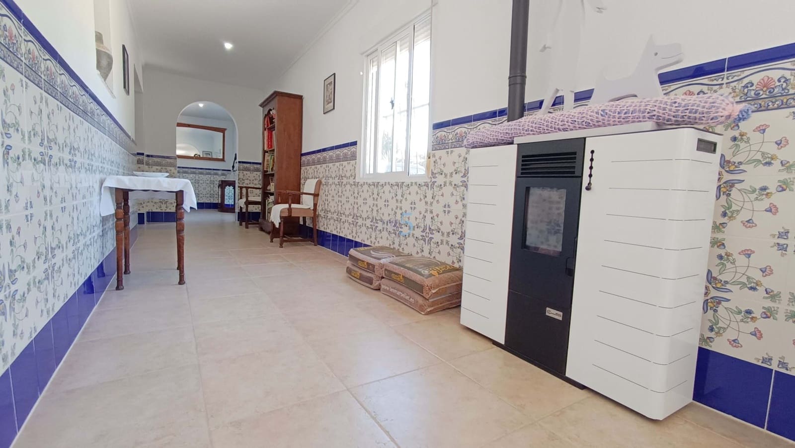 4 bedroom Villa for sale in Daya Nueva with pool - € 395,000 (Ref: 9744314)