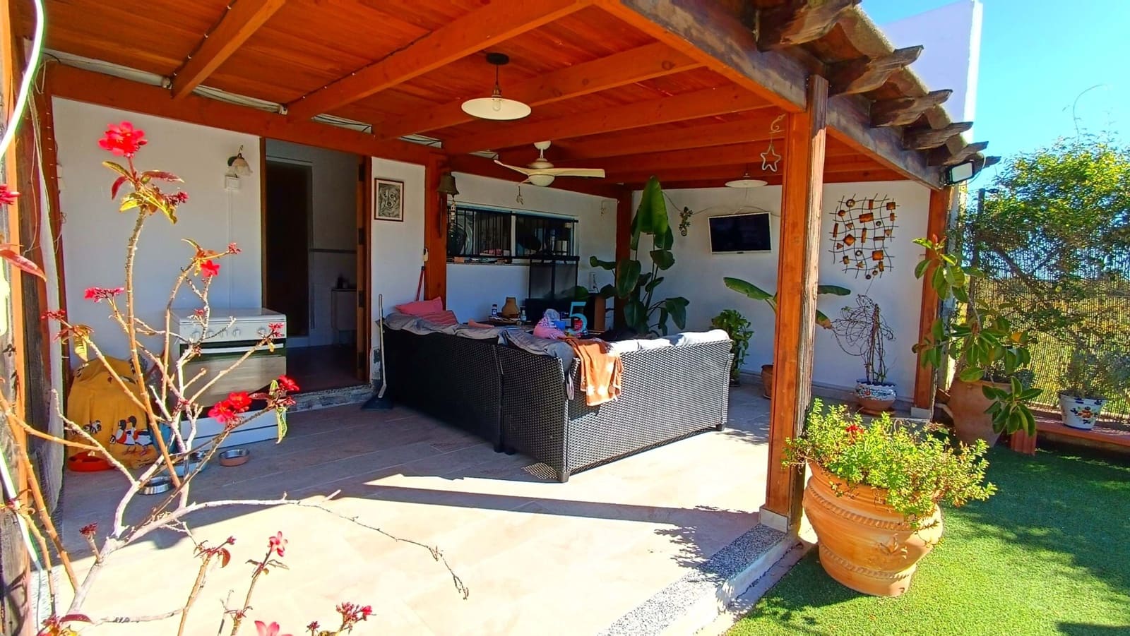 4 bedroom Villa for sale in Daya Nueva with pool - € 395,000 (Ref: 9744314)