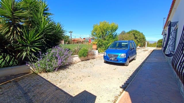 4 soveværelse Villa til salg i Daya Nueva med swimmingpool - € 395.000 (Ref: 9744314)