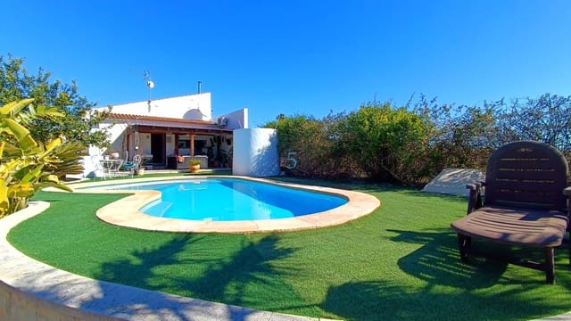 4 soveværelse Villa til salg i Daya Nueva med swimmingpool - € 395.000 (Ref: 9744314)