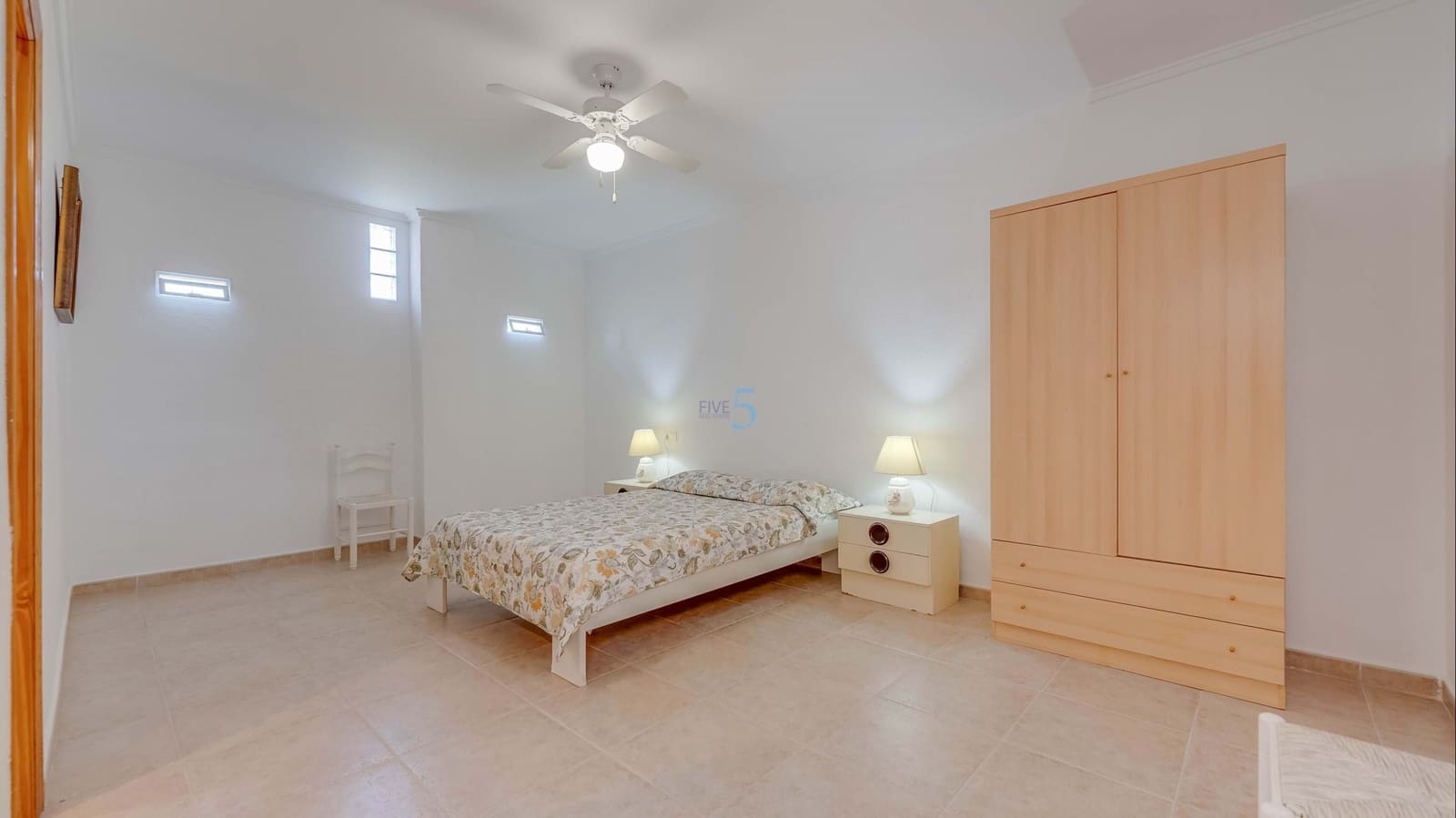 4 soveværelse Villa til salg i Daya Nueva med swimmingpool - € 395.000 (Ref: 9744314)