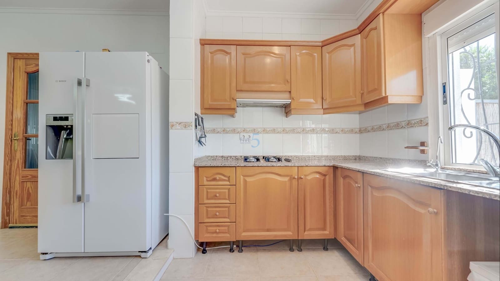 4 soveværelse Villa til salg i Daya Nueva med swimmingpool - € 395.000 (Ref: 9744314)