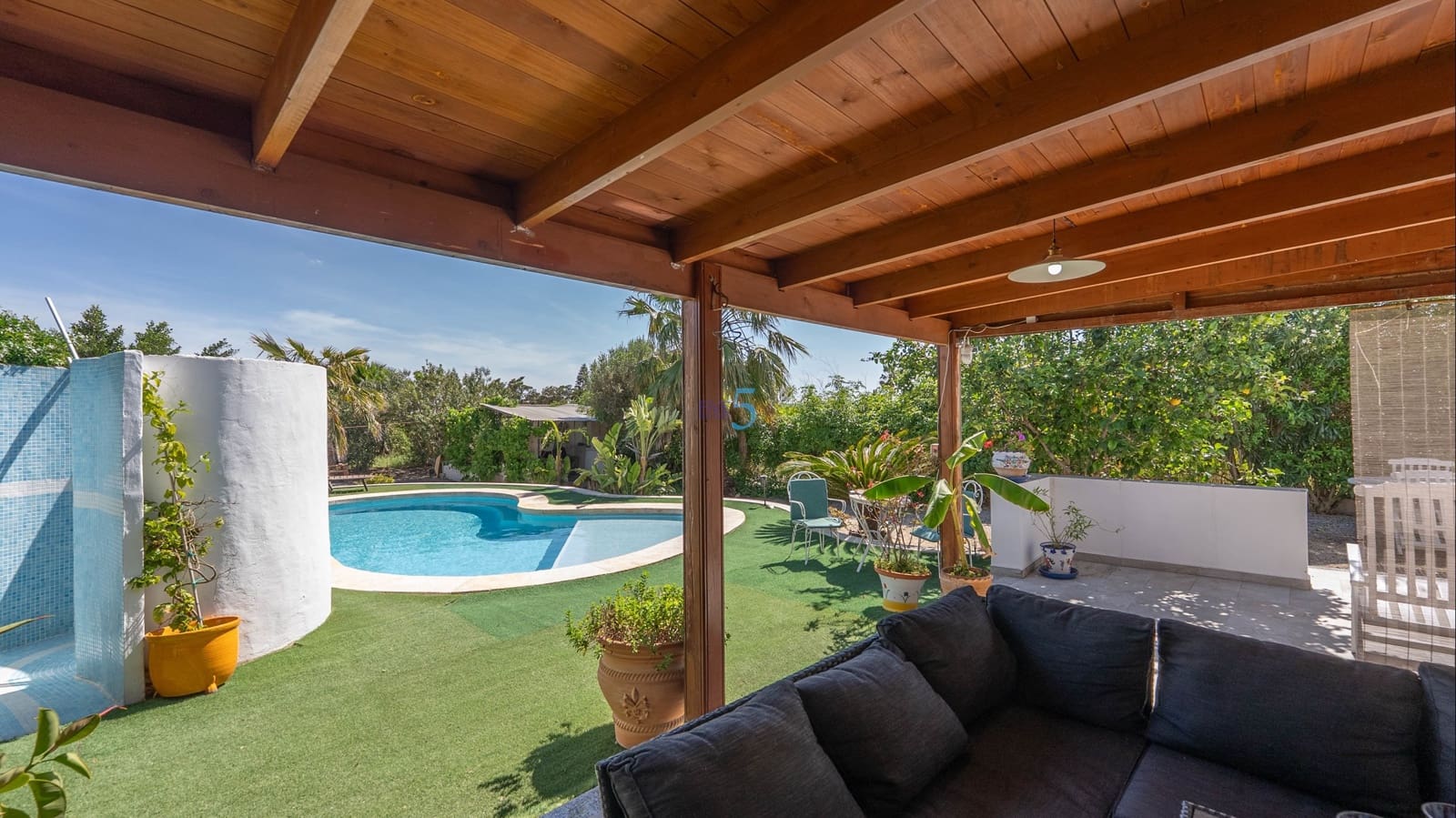 4 soveværelse Villa til salg i Daya Nueva med swimmingpool - € 395.000 (Ref: 9744314)