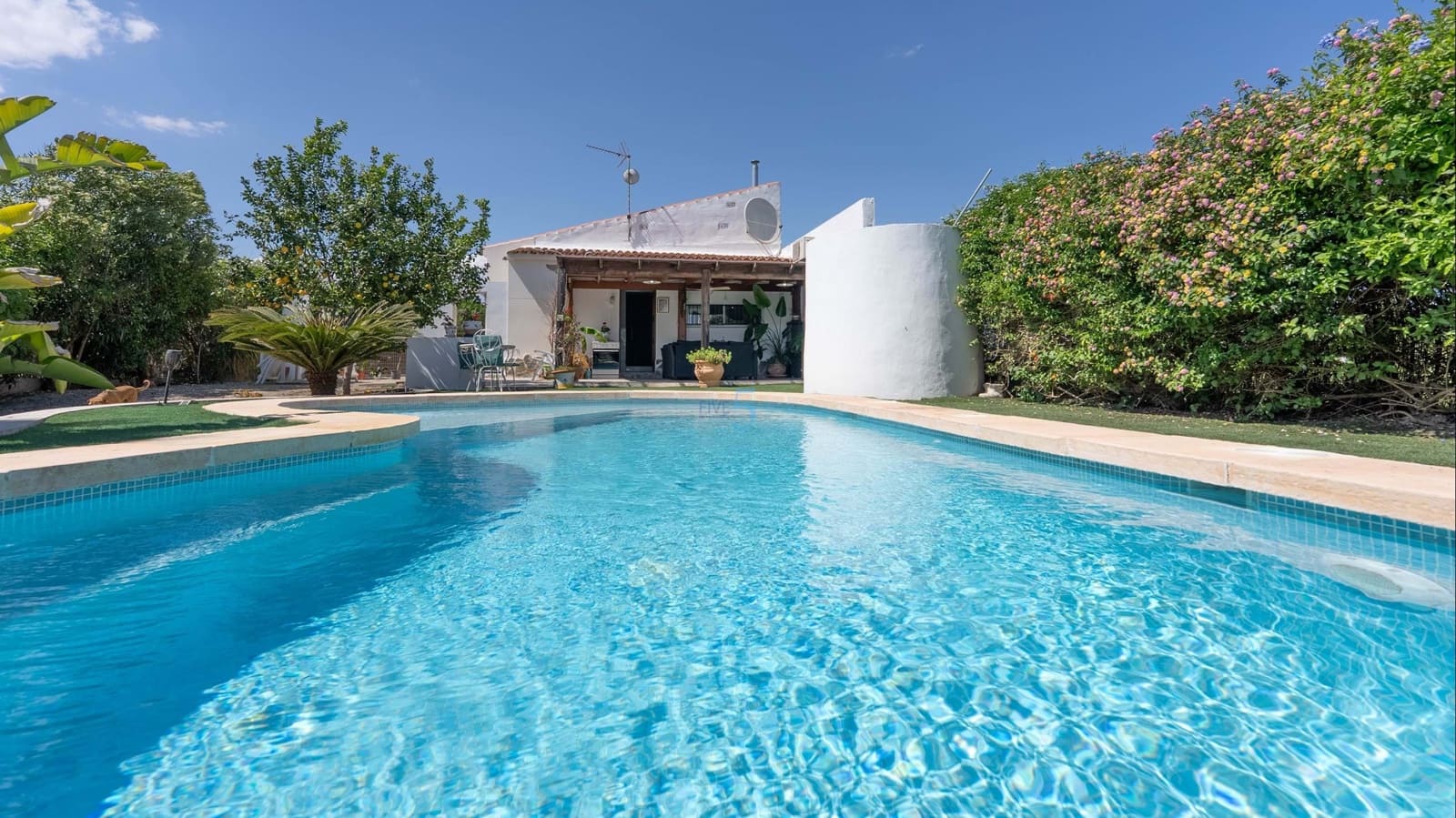 4 soveværelse Villa til salg i Daya Nueva med swimmingpool - € 395.000 (Ref: 9744314)