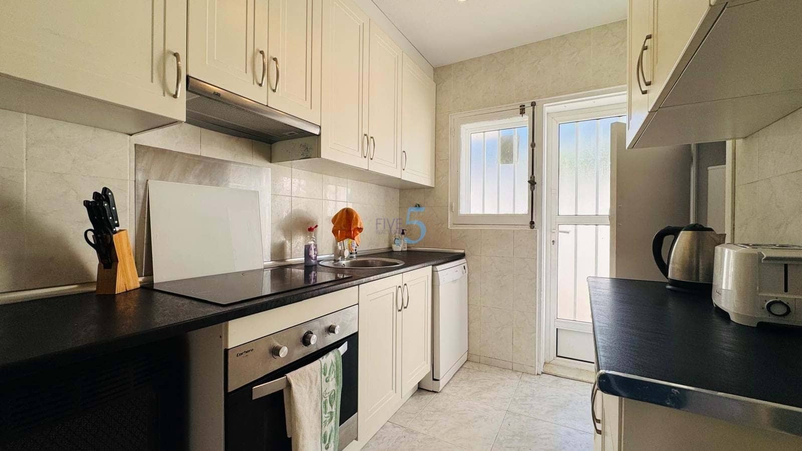 Casa de 3 habitaciones en Orihuela Costa en venta - 210.000 € (Ref: 9747284)