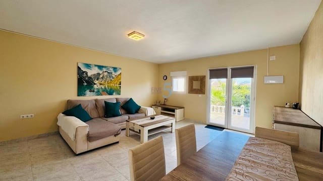 Casa de 3 habitaciones en Los Balcones - Los Altos, Orihuela en venta - 210.000 € (Ref: 9747284)