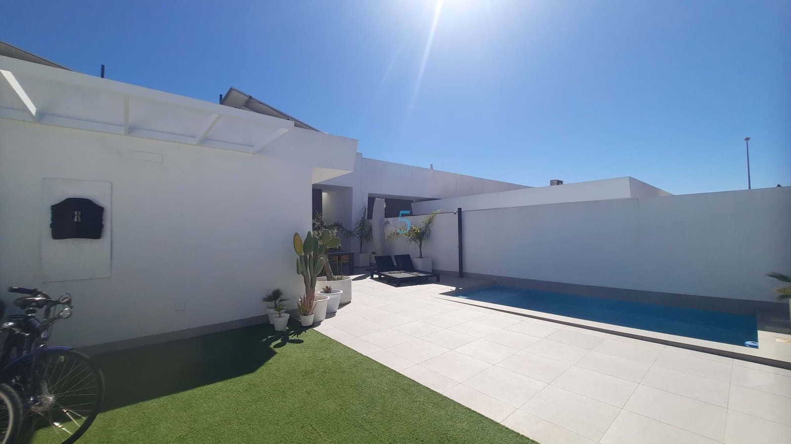 2 chambre Villa/Maison à vendre à Roldan avec piscine - 289 900 € (Ref: 9747285)