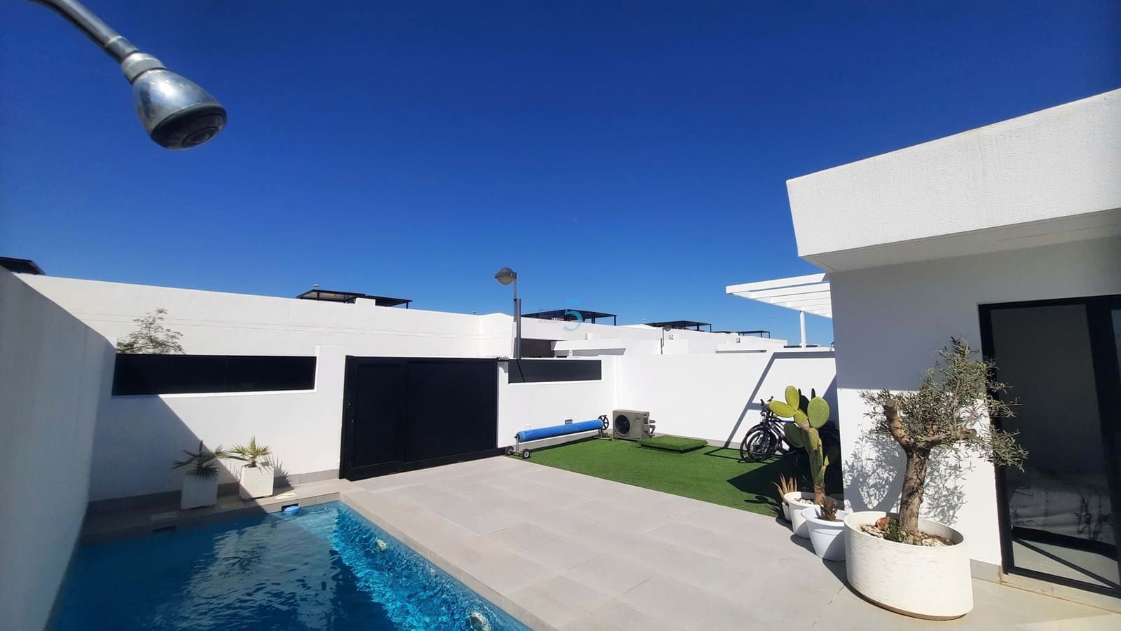 2 chambre Villa/Maison à vendre à Roldan avec piscine - 289 900 € (Ref: 9747285)