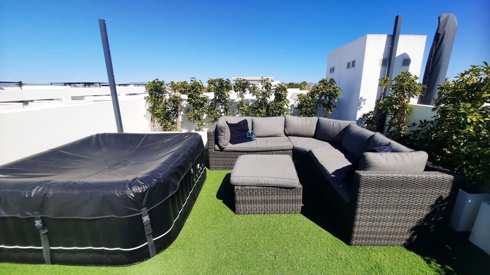 2 chambre Villa/Maison à vendre à Roldan avec piscine - 289 900 € (Ref: 9747285)