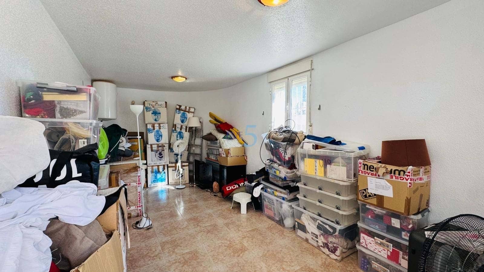 Chalet de 3 habitaciones en Villamartin en venta con piscina garaje - 385.000 € (Ref: 9747287)