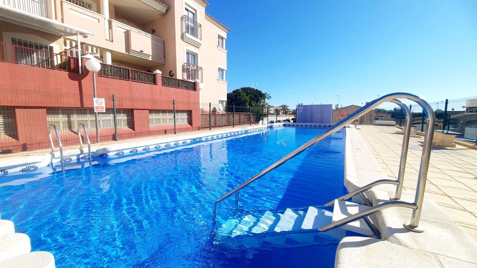 2 soveværelse Lejlighed til salg i La Florida med swimmingpool - € 145.000 (Ref: 9747288)