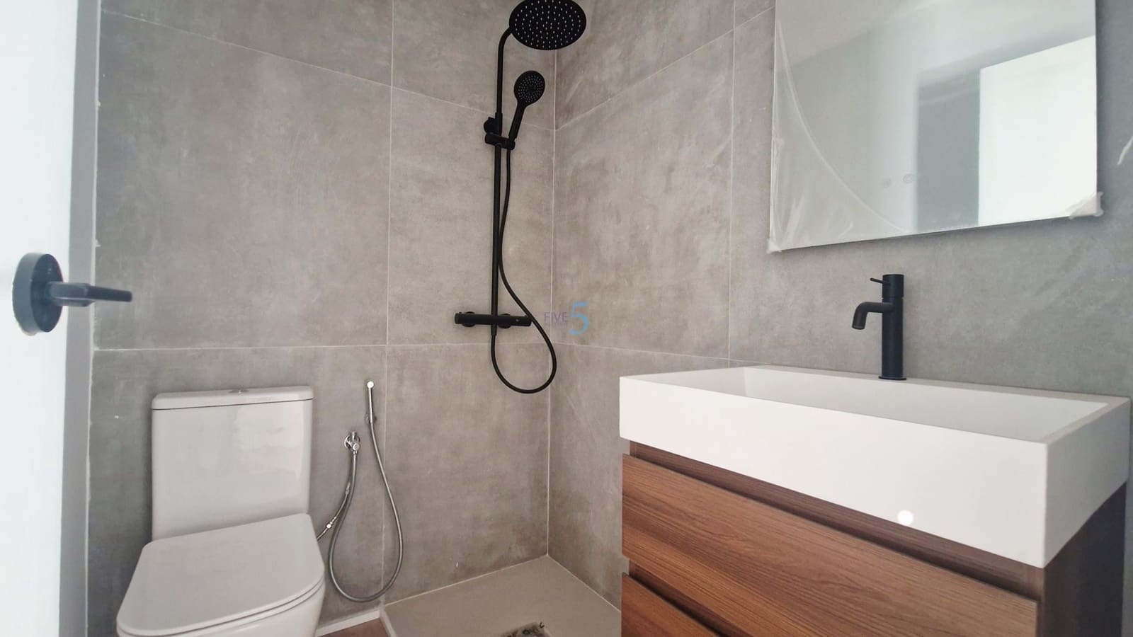 4 bedroom Villa for sale in Los Urrutias with garage - € 410,000 (Ref: 9749379)