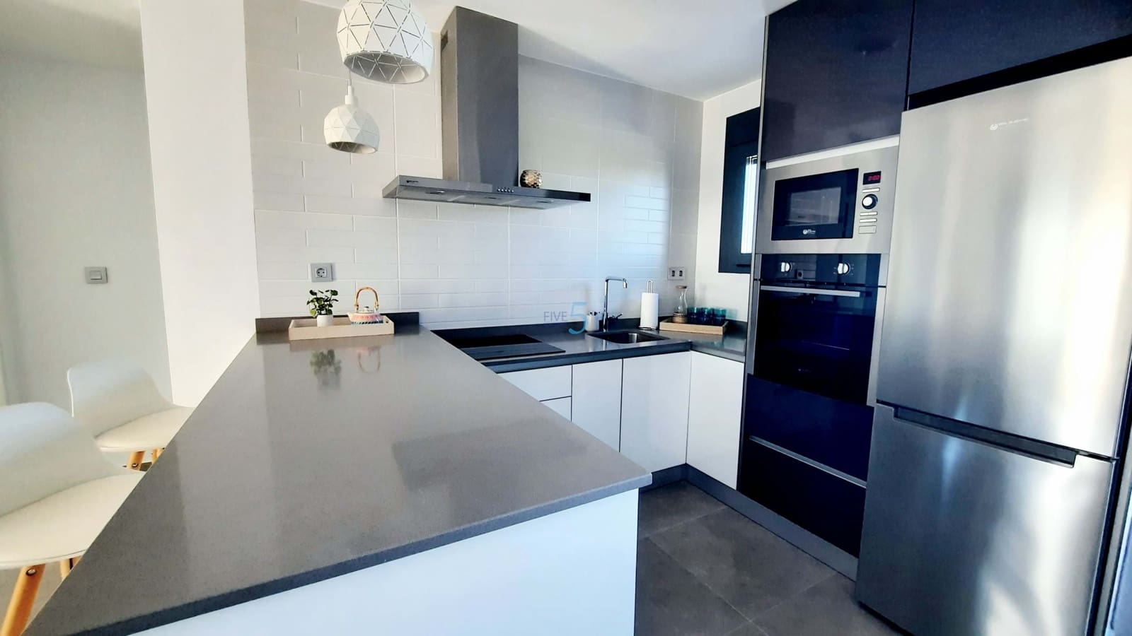 2 quarto Apartamento para venda em Pilar de la Horadada com piscina - 235 000 € (Ref: 9751481)