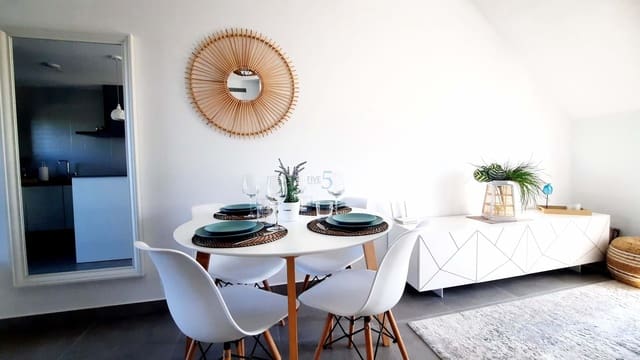 2 quarto Apartamento para venda em Pilar de la Horadada com piscina - 235 000 € (Ref: 9751481)