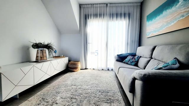 2 quarto Apartamento para venda em Pilar de la Horadada com piscina - 235 000 € (Ref: 9751481)