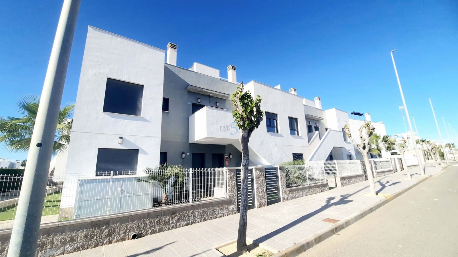 2 quarto Apartamento para venda em Pilar de la Horadada com piscina - 235 000 € (Ref: 9751481)