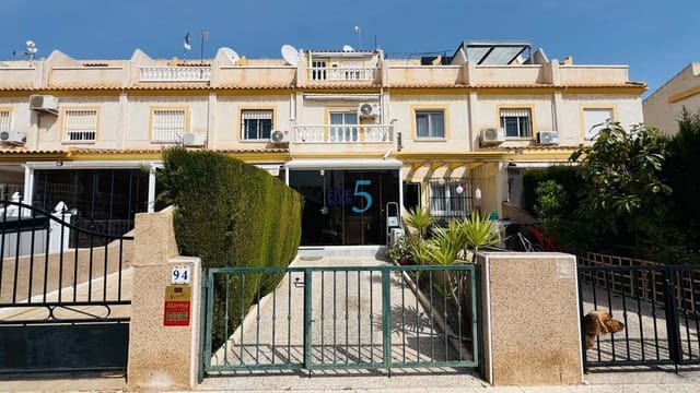 Casa de 4 habitaciones en Villamartin, Orihuela en venta con piscina - 184.000 € (Ref: 9751482)