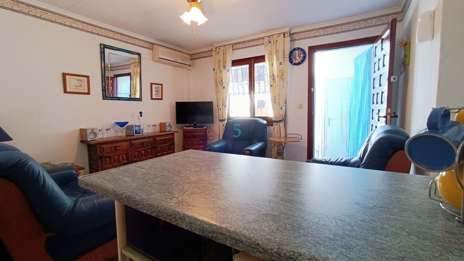 3 quarto Apartamento para venda em Torrevieja - 95 000 € (Ref: 9752583)