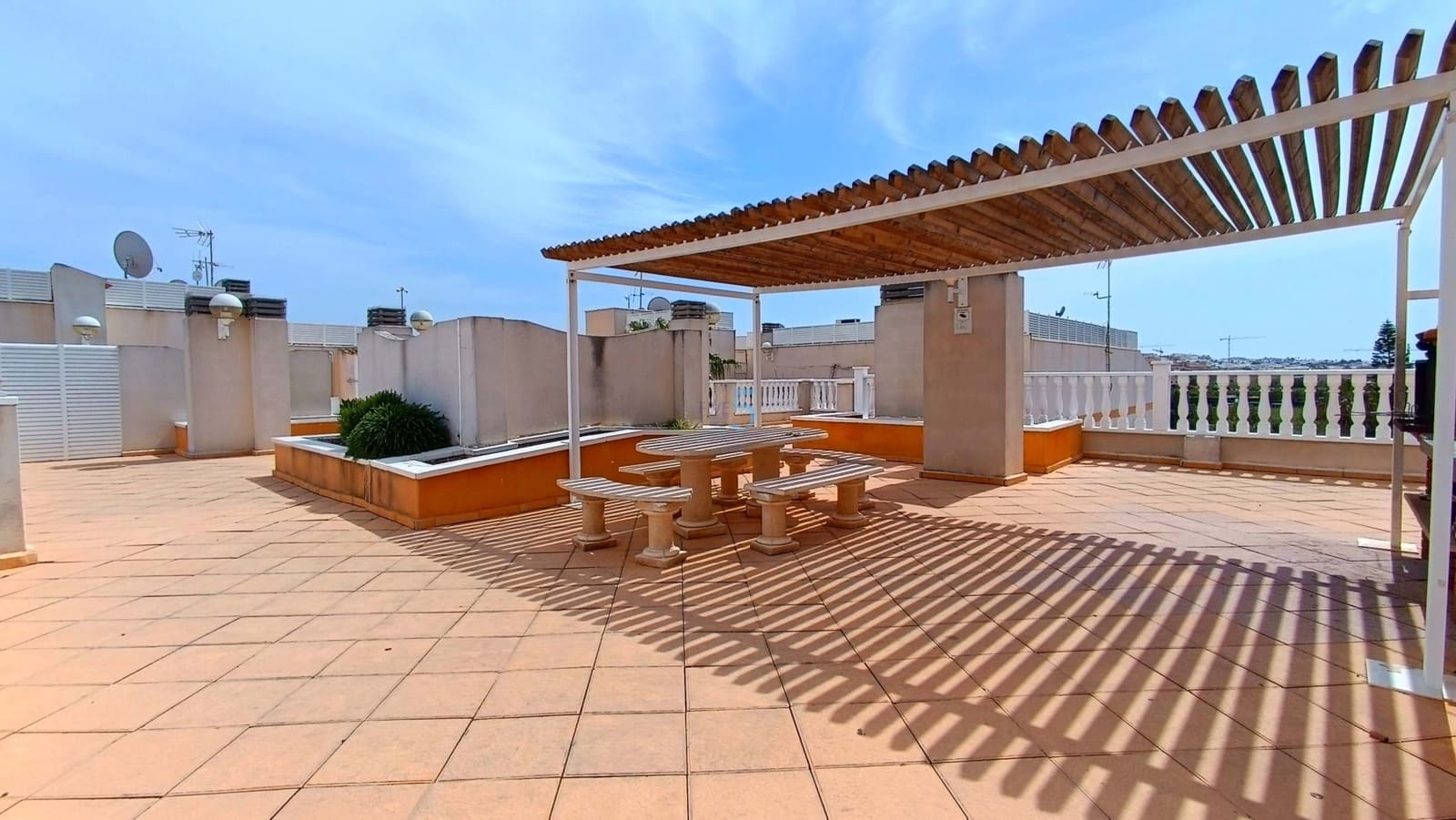 2 soveværelse Lejlighed til salg i Formentera del Segura med swimmingpool - € 97.500 (Ref: 9752584)