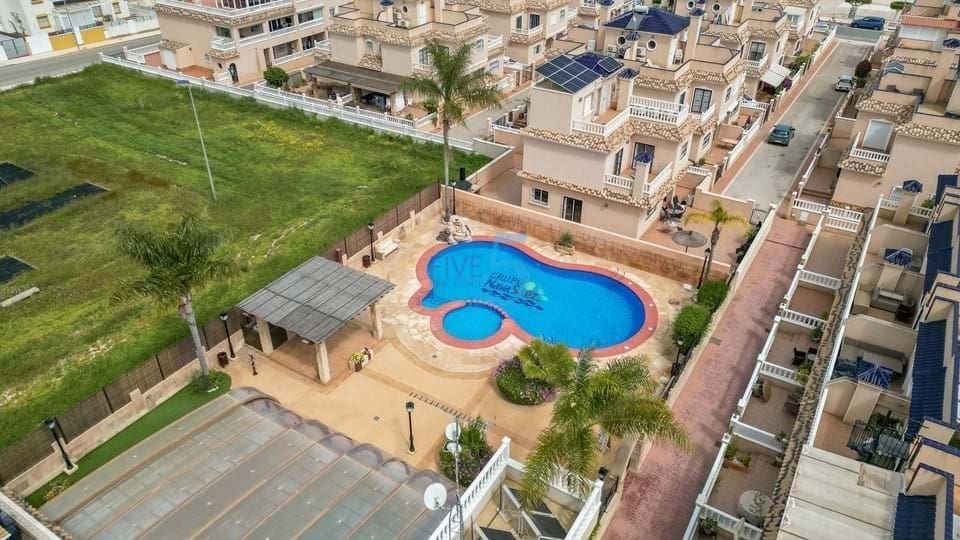 2 sypialnia Dom na sprzedaż w Los Dolses z basenem garażem - 209 500 € (Ref: 9756353)