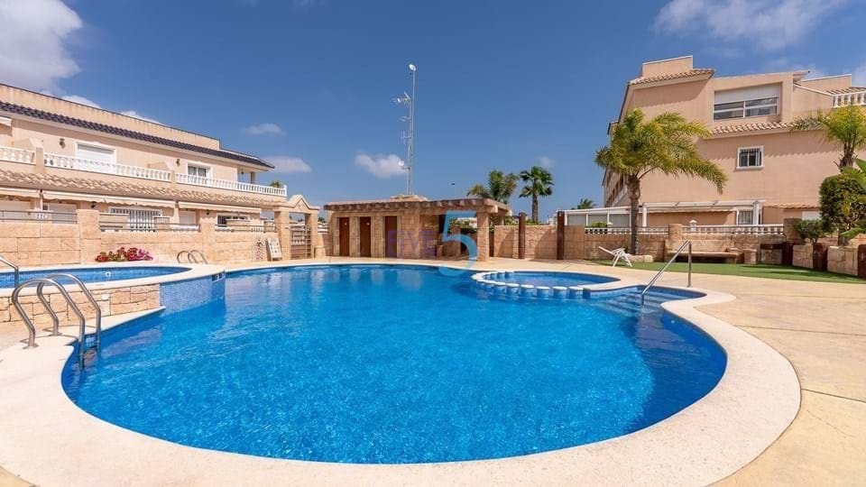 2 sypialnia Dom na sprzedaż w Los Dolses z basenem garażem - 209 500 € (Ref: 9756353)