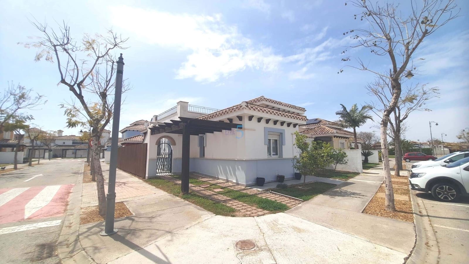 3 soveværelse Villa til salg i Mar Menor Golf Resort med swimmingpool - € 380.000 (Ref: 9756760)