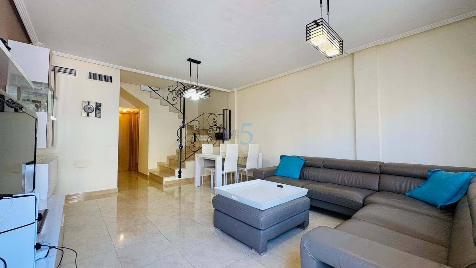 3 sovrum Hus till salu i Villamartin med pool garage - 234 000 € (Ref: 9761309)