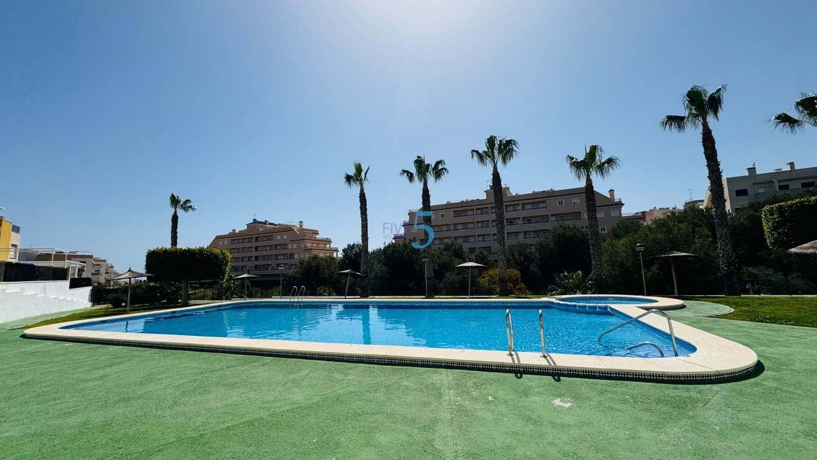 3 sovrum Hus till salu i Villamartin med pool garage - 234 000 € (Ref: 9761309)