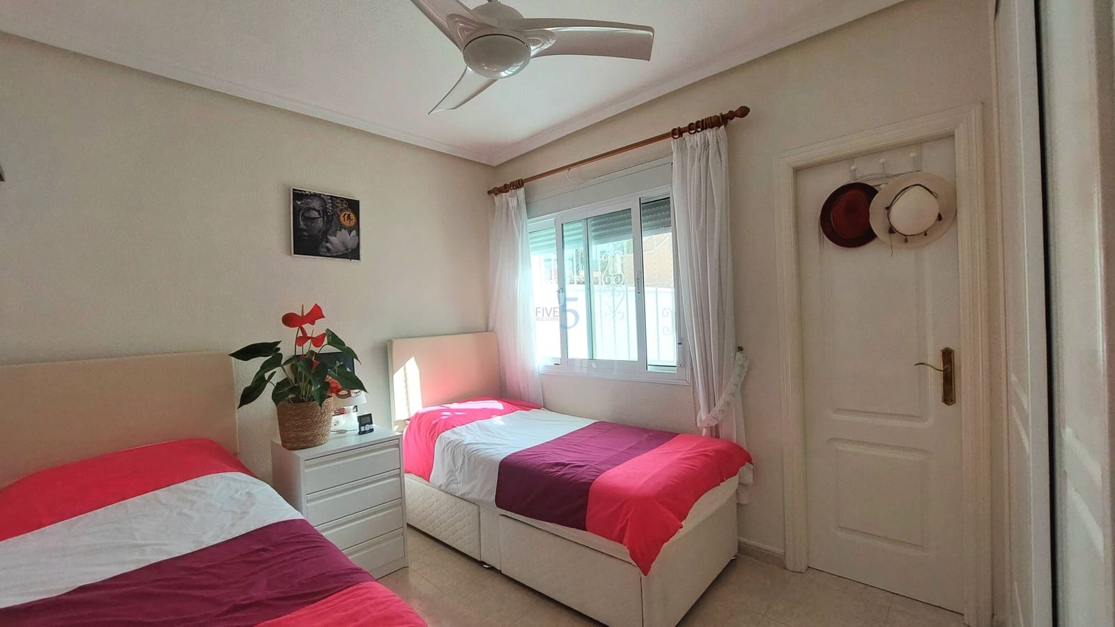 2 bedroom Semi-detached Villa for sale in Ciudad Quesada with pool garage - € 229,900 (Ref: 9761434)