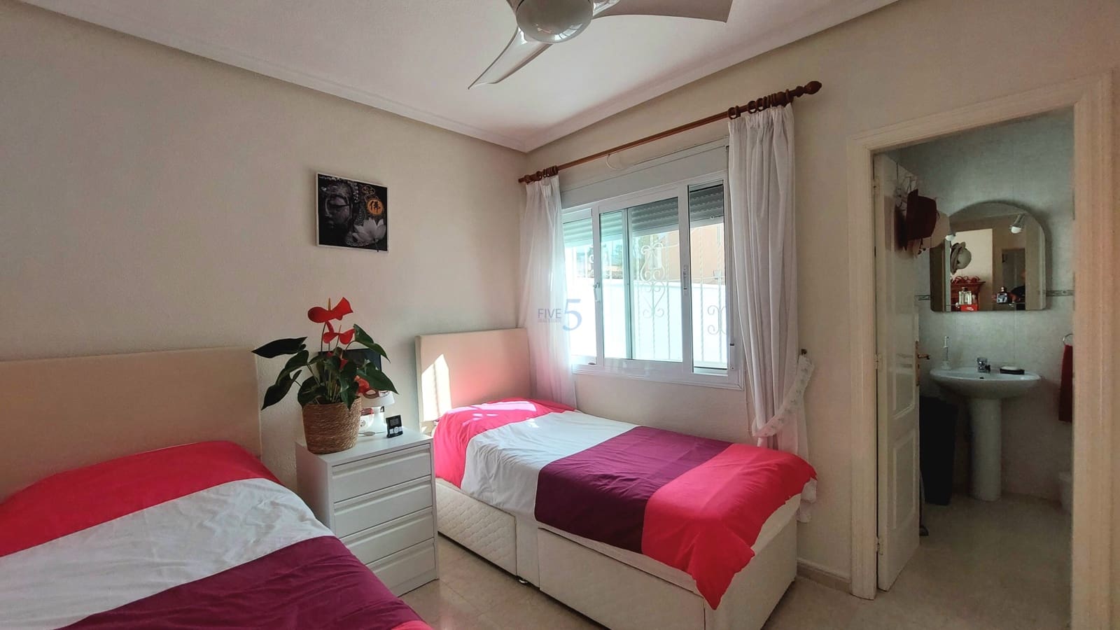 2 bedroom Semi-detached Villa for sale in Ciudad Quesada with pool garage - € 229,900 (Ref: 9761434)