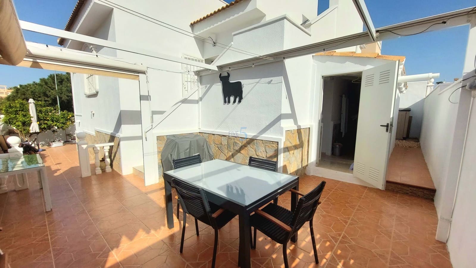 2 bedroom Semi-detached Villa for sale in Ciudad Quesada with pool garage - € 229,900 (Ref: 9761434)