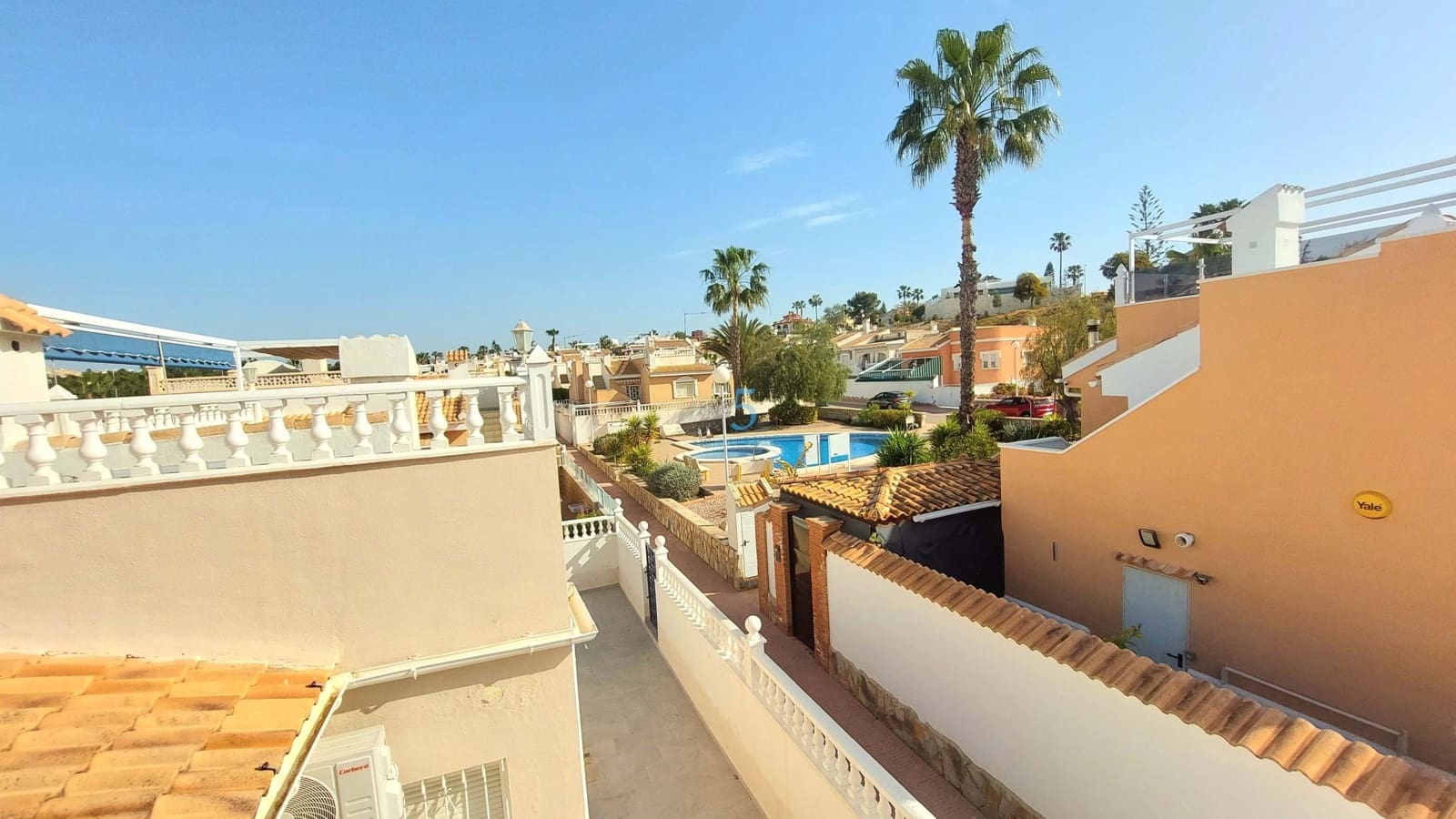 2 bedroom Semi-detached Villa for sale in Ciudad Quesada with pool garage - € 229,900 (Ref: 9761434)