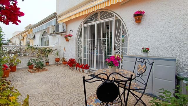 3 soveværelse Semi-Rækkehus til salg i Torrevieja - € 144.995 (Ref: 9762405)