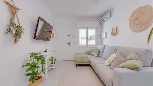 3 soveværelse Semi-Rækkehus til salg i Torrevieja - € 144.995 (Ref: 9762405)